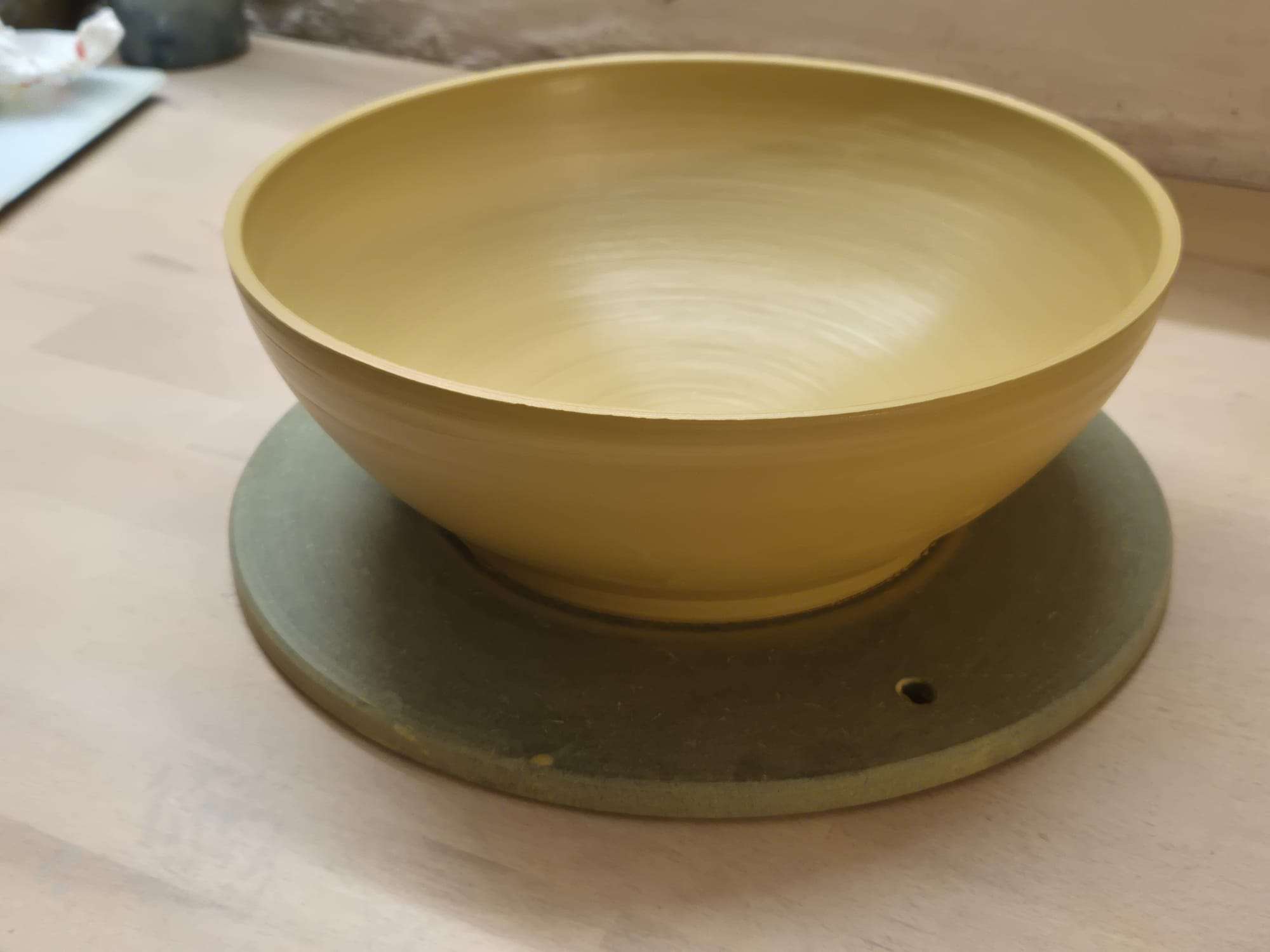 Keramik Schale auf Töpferscheibe – Bat System Zubehör von Toepferliese